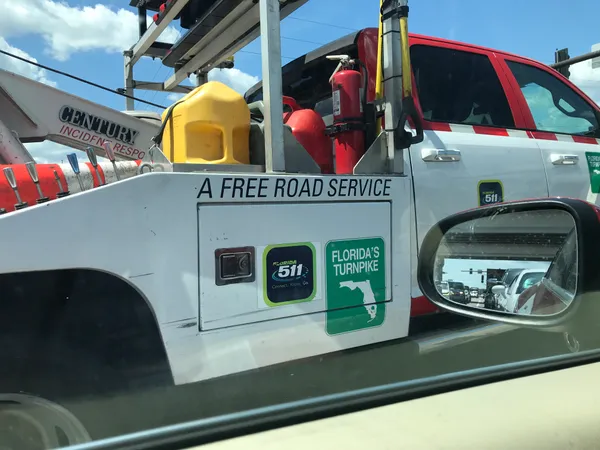 Jackknifed semi-truck blocks two northbound lanes on Philips Highway in Jacksonville, disrupting Monday commute